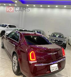 كرايسلر 300